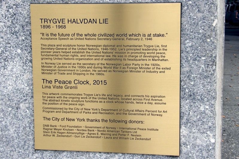 Trygve Halvdan Lie plaque image. Click for full size.