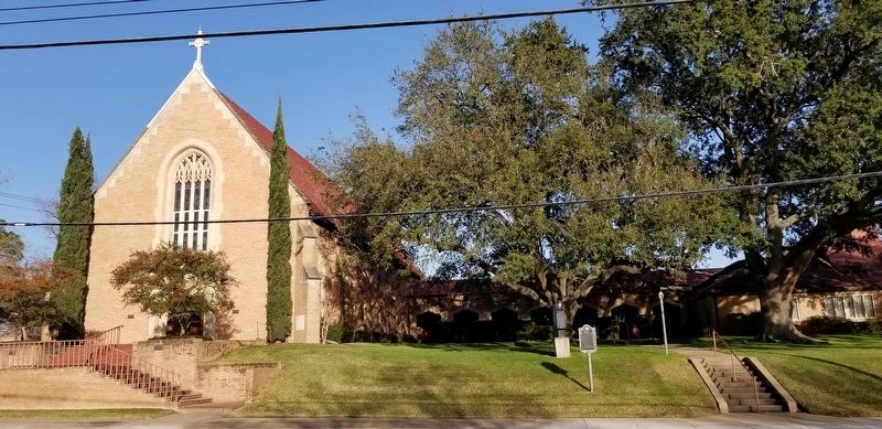 First Methodist Church and Marker. Click for full size. First Methodist Church and Marker image. Click for full size.