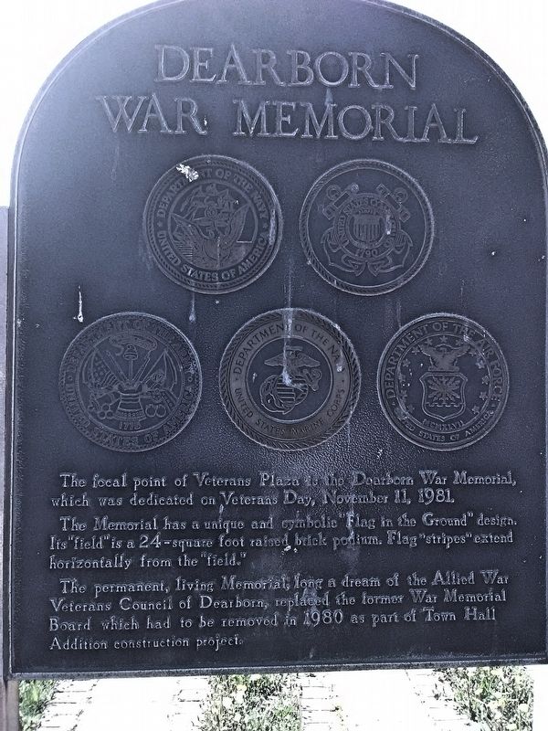 Dearborn War Memorial image. Click for full size.