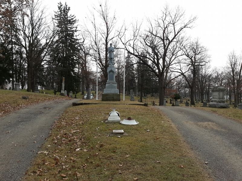 Quincy Civil War Memorial image. Click for full size.