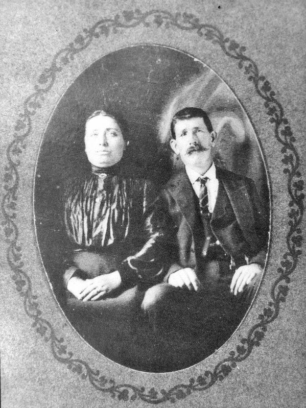 Marker detail: Lizzie and Ed Mabry at the time of their wedding in 1891. image. Click for full size.
