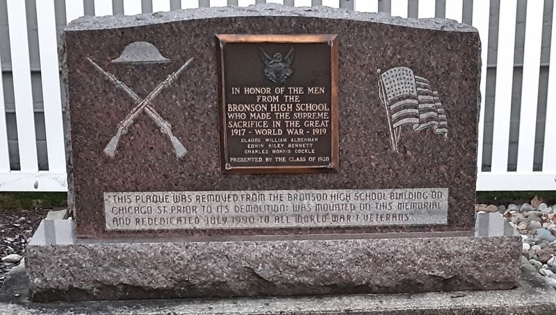 Bronson High School World War Memorial image. Click for full size.