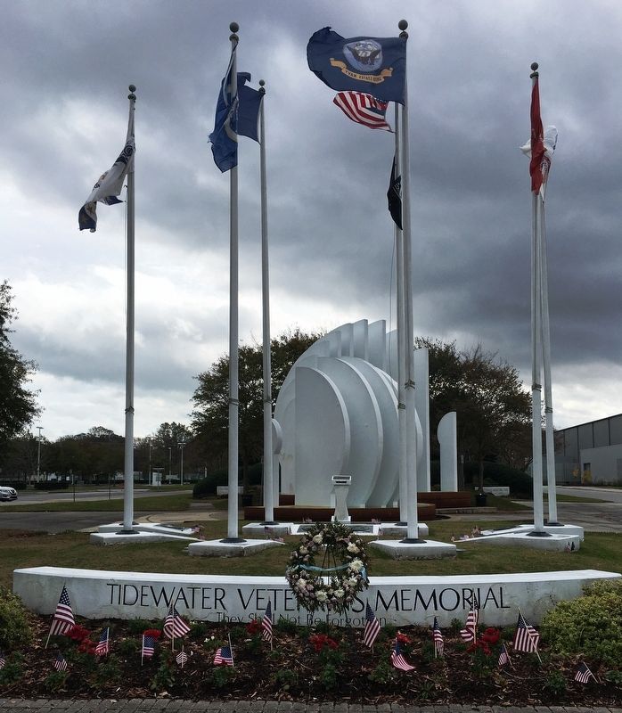 Tidewater Veterans Memorial Wall of Flags image. Click for full size.