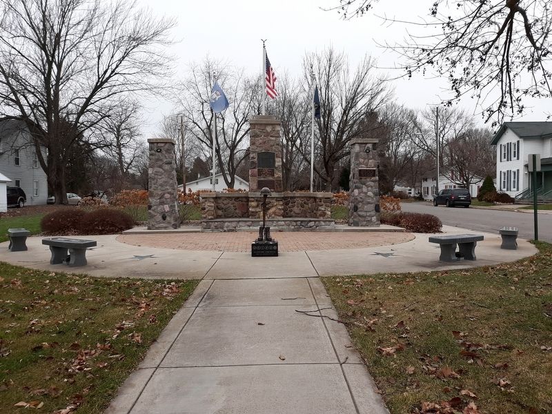 Clinton Falls Festival Veterans Memorial Bench Marker image. Click for full size.