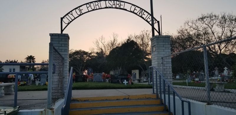 The entrance to the Port Isabel Cemetery with the Marker in the background image. Click for full size.