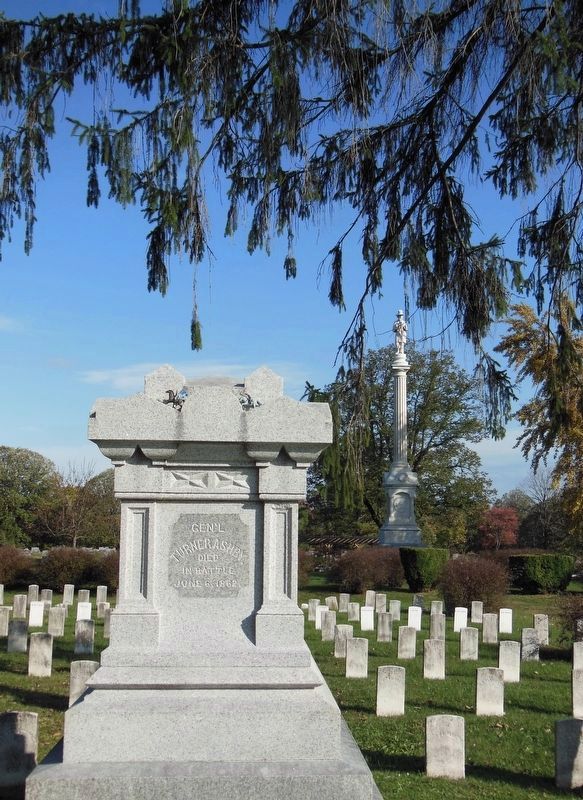 Gen. Turner Ashby Grave image. Click for full size.
