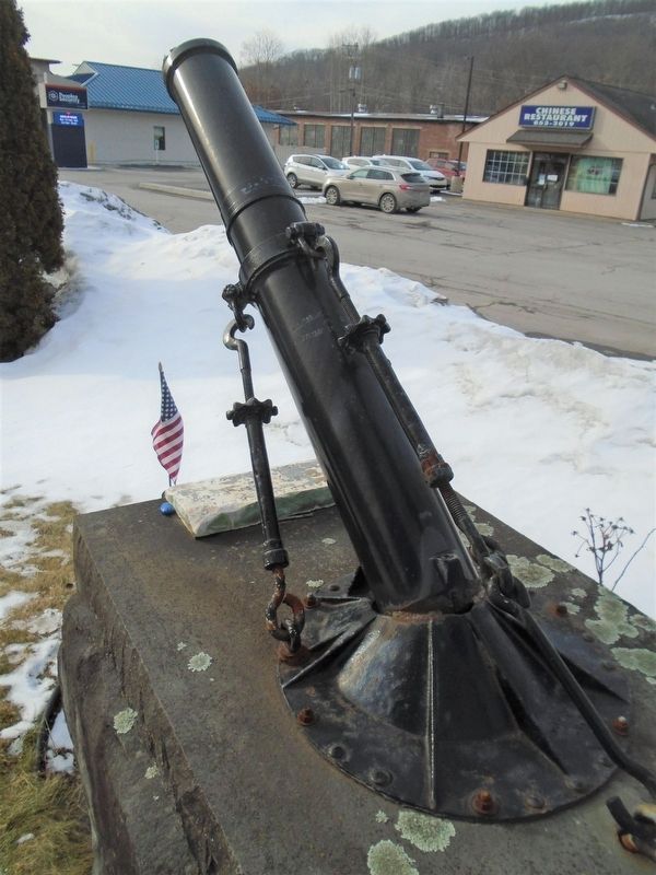 War Memorial Newton 6-Inch Trench Mortar image. Click for full size.
