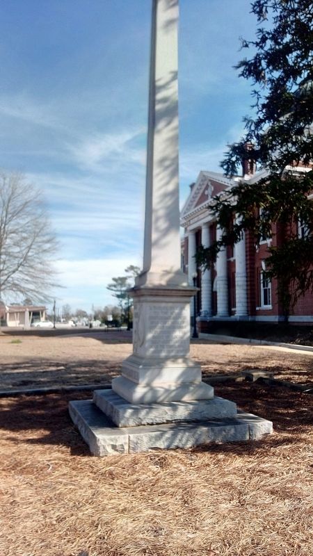 Confederate Dead 1861 t0 1865 Marker image. Click for full size.