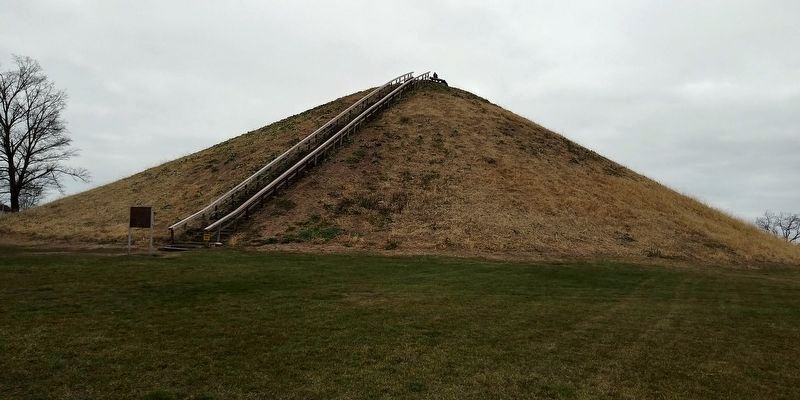 Miamisburg Mound image. Click for full size.