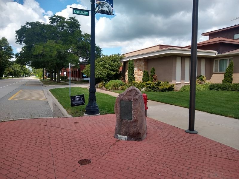 Soldiers and Sailors Boulder Marker image. Click for full size.