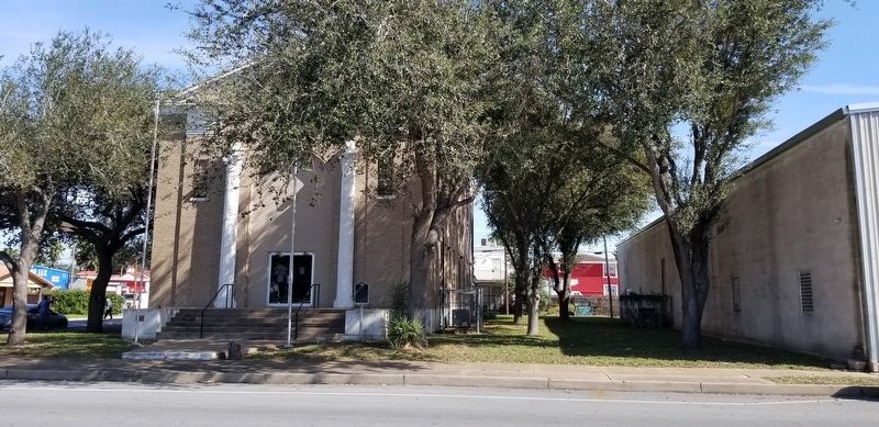 The view of the McAllen Lodge No. 1111 A.F. & A.M. from the road image. Click for full size.