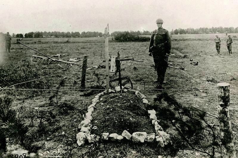 Quentin Roosevelt gravesite. Click for full size. Quentin Roosevelt gravesite image. Click for full size.