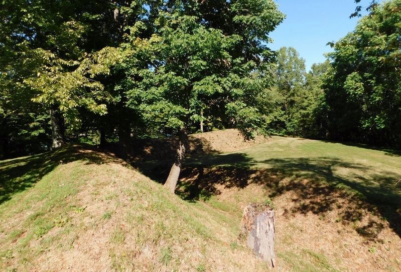 Civil War Fort Duffield image. Click for full size.