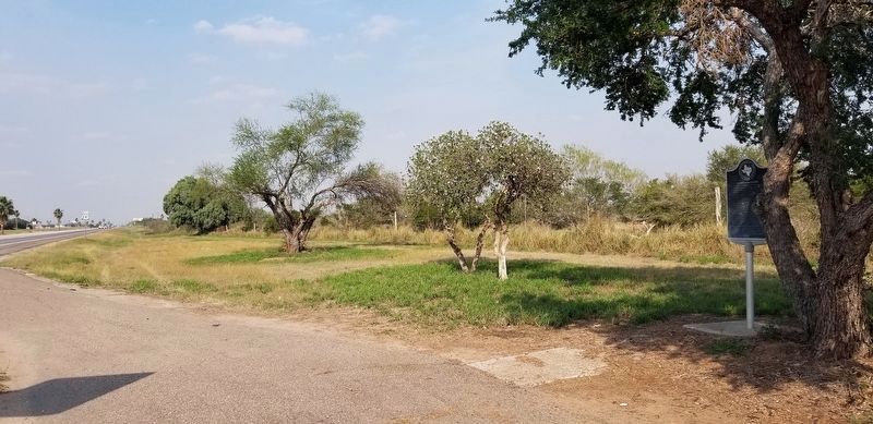 The view of the La Noria Cardeneña Marker by the road. Click for full size. The view of the La Noria Cardeneña Marker by the road image. Click for full size.