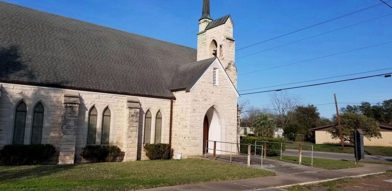 Side view of the First United Methodist Church image. Click for full size.
