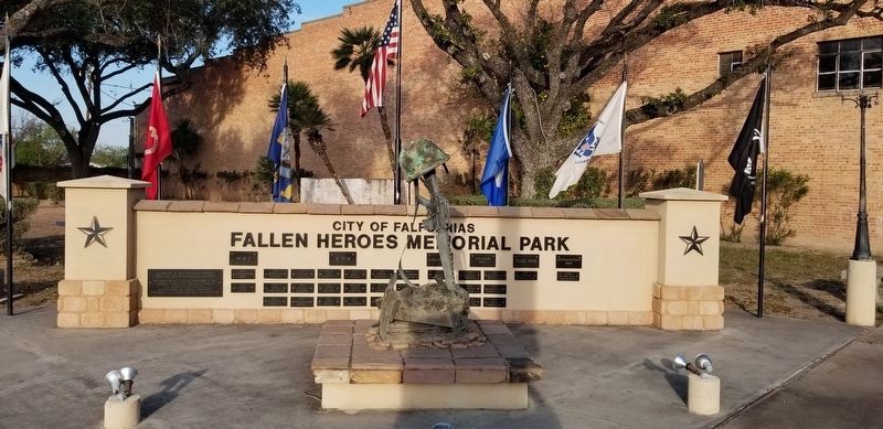 The front of the Fallen Heroes Memorial Park Marker image. Click for full size.