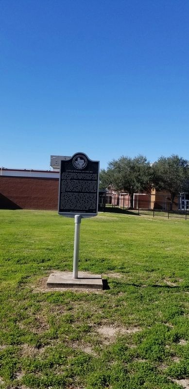 Little School of the 400 Marker. Click for full size. Little School of the 400 Marker image. Click for full size.