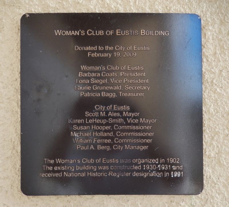 Womans Club of Eustis Building Plaque image. Click for full size.