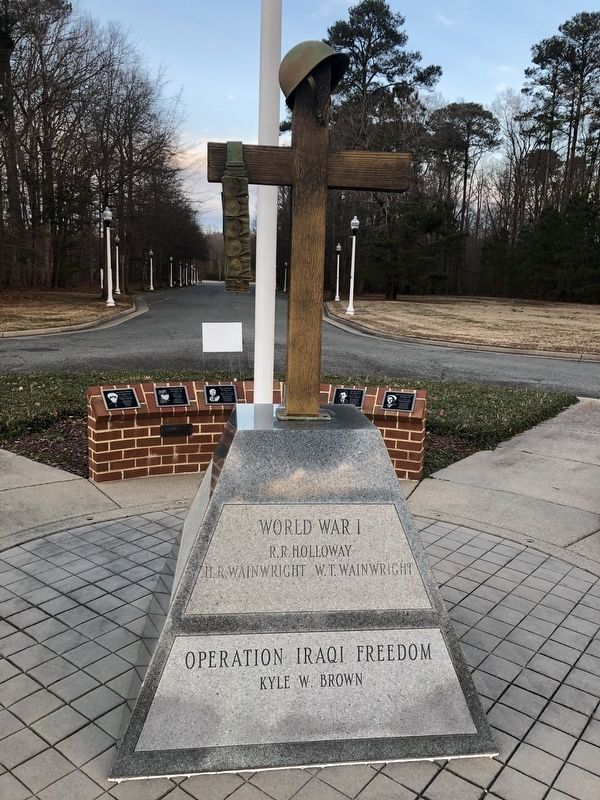 Veterans Memorial image. Click for full size.