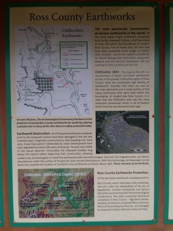 Ross County Earthworks Marker image. Click for full size.