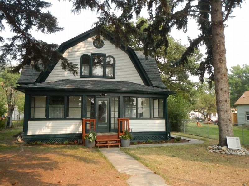 Samuel and Jennie Greenblatt Residence and Marker image. Click for full size.
