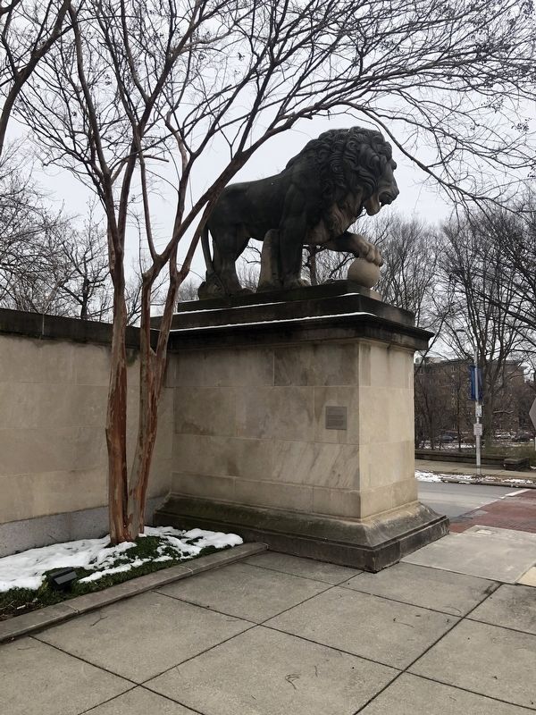 The <i>Lion</i> on the other side of the entrance. image. Click for full size.