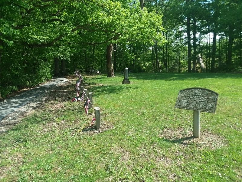The 77 Unknown Soldiers Marker image. Click for full size.