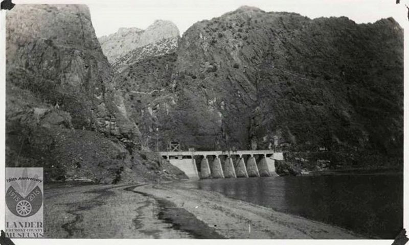 The Original Boysen Dam image. Click for full size.