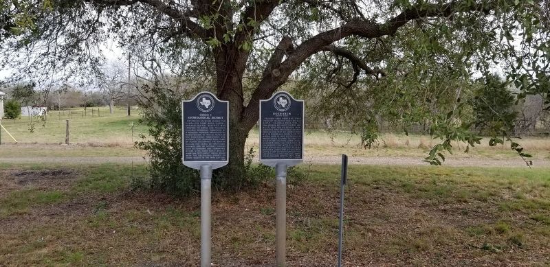 The Hochheim Marker is the marker on the right of the two markers. image. Click for full size.