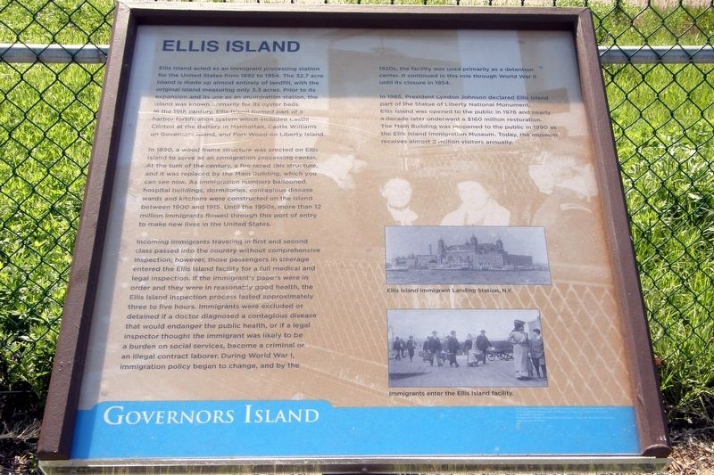 Ellis Island wayside image. Click for full size.