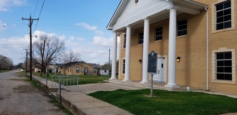 The view of the First Baptist Church of Nixon from the road image. Click for full size.