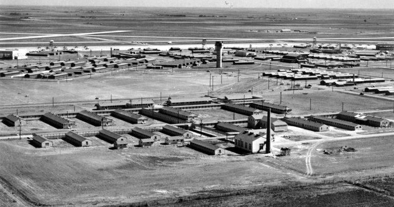 Altus Army Air Field, 1944 image. Click for more information.
