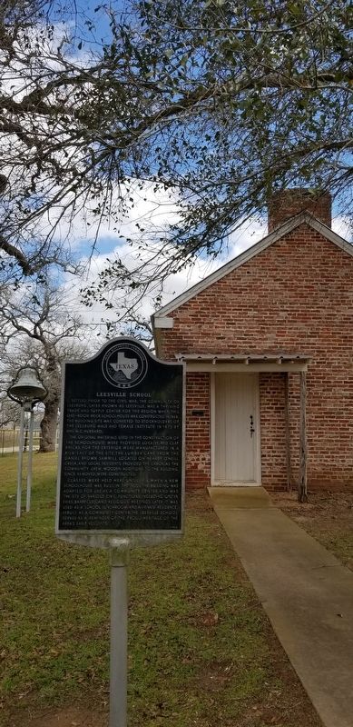 The Leesville School and Marker image. Click for full size.