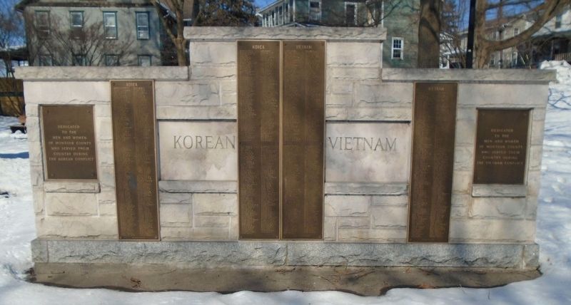 Korean and Vietnam Wars Memorial image. Click for full size.