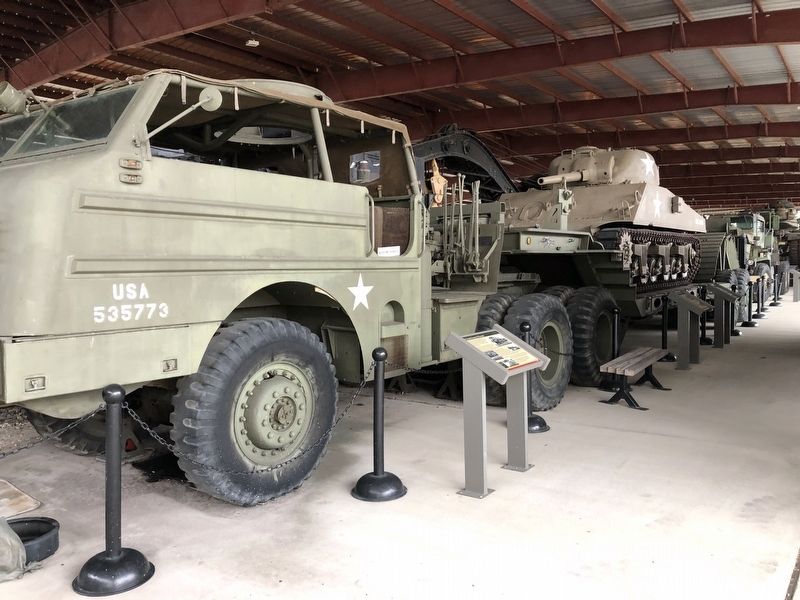 M26A1, Truck, Tractor, 12 Ton 66 Display image. Click for full size.
