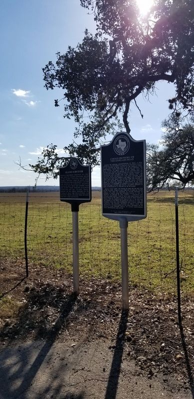 The Cibolo Crossing on the Gonzales Road Marker is the marker on the right of the two markers. image. Click for full size.