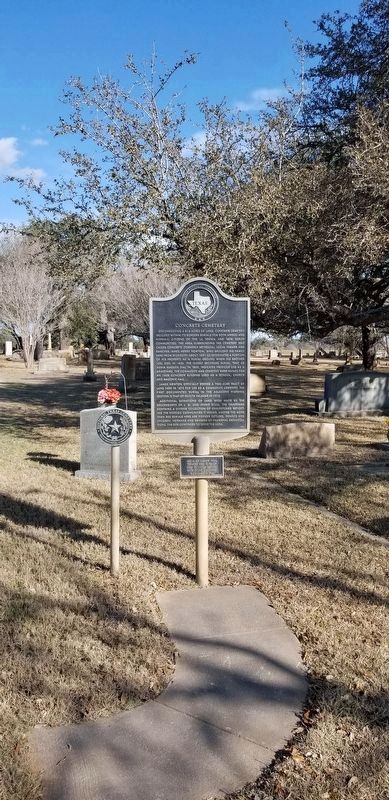 Concrete Cemetery Marker and Historic Texas Cemetery Marker image. Click for full size.