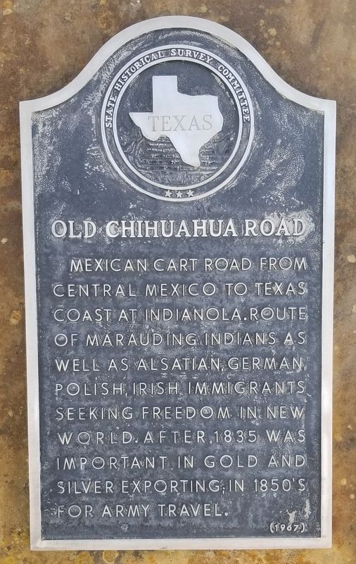 Old Chihuahua Road Marker image. Click for full size.