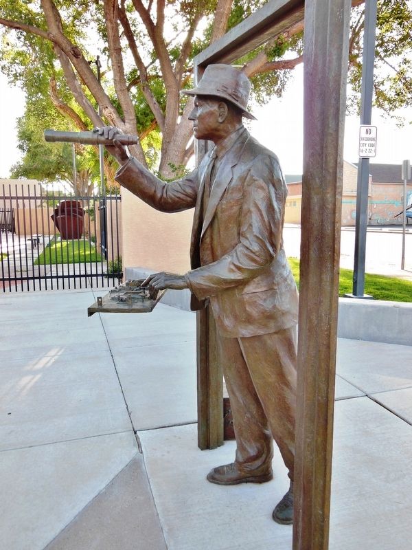 Dr. Robert Hutchings Goddard Sculpture image. Click for full size.