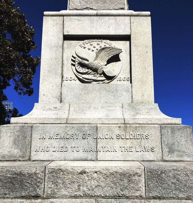 Union Soldiers Monument image. Click for full size.