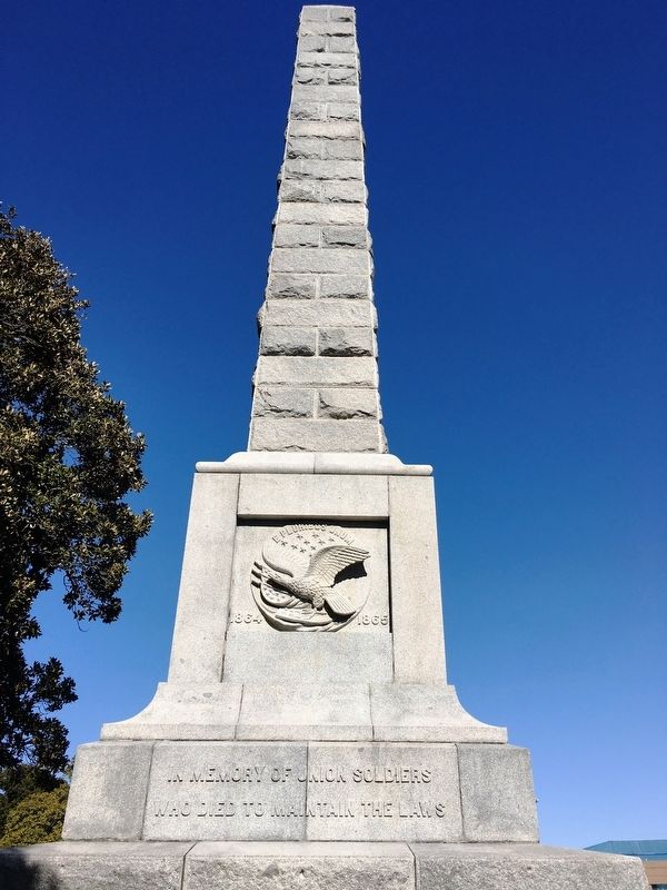 Union Soldiers Monument image. Click for full size.