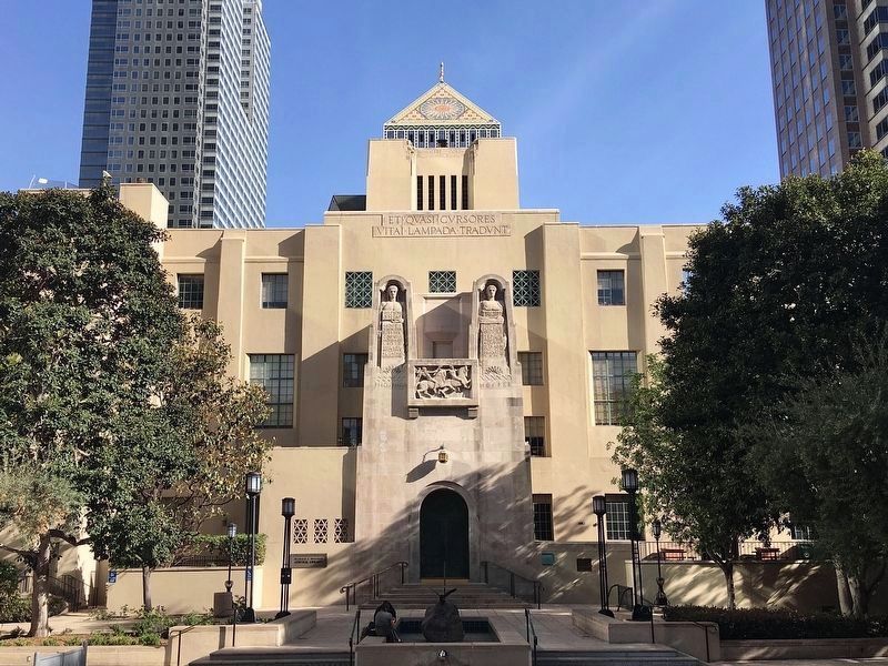 Los Angeles Central Library. Click for full size. Los Angeles Central Library image. Click for full size.