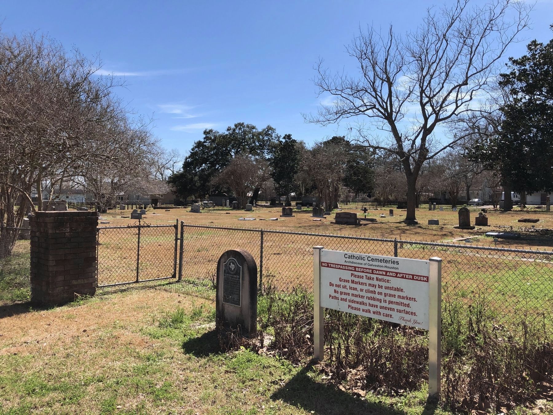 Old Brazoria Cemetery and Marker image. Click for full size.