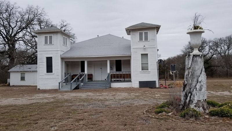 The front view of the Shiloh Primitive Baptist Church image. Click for full size.
