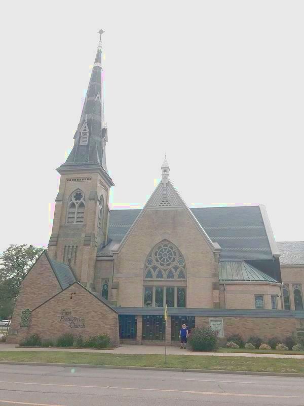 First Presbyterian Church and Historical Marker image. Click for full size.