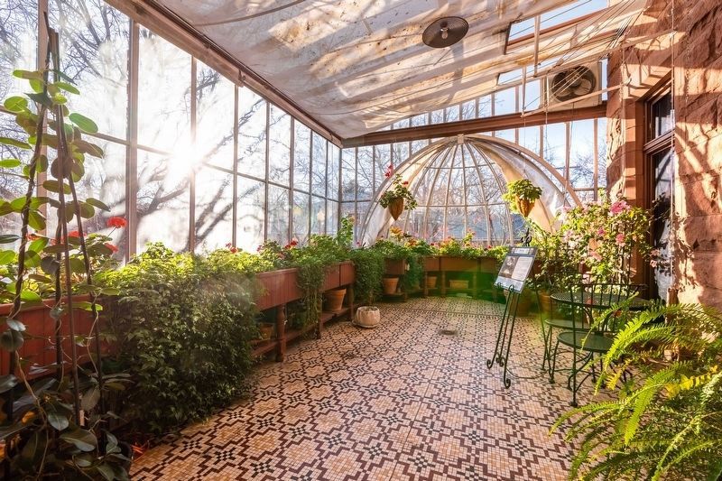 The Moss Mansion solarium image. Click for full size.