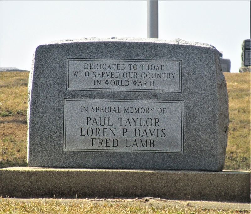 La Fontaine Veterans Memorial image. Click for full size.