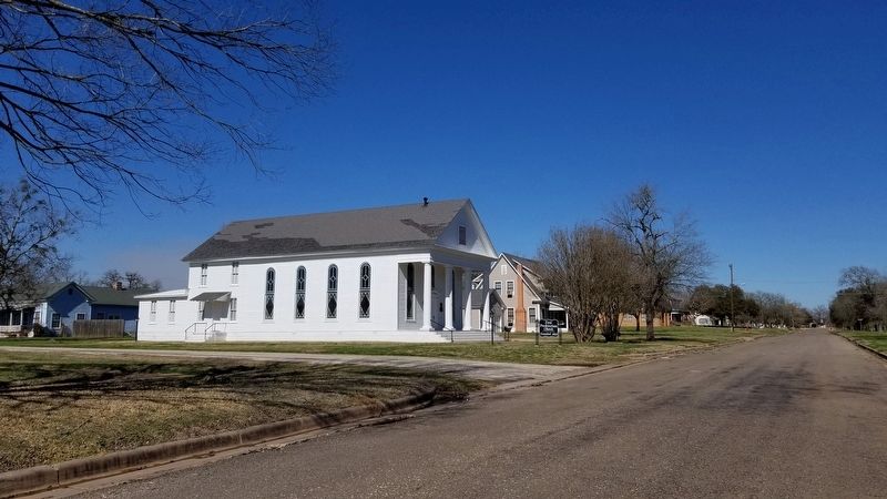 The view of the First Presbyterian Church from the road image. Click for full size.