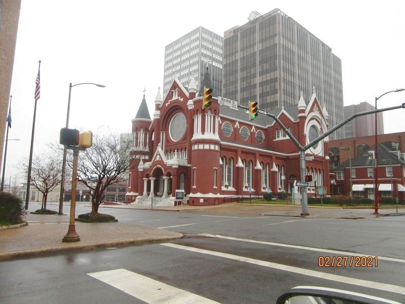 Holy Trinity Catholic Church image. Click for full size.