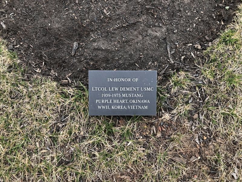 LtCol Lew Dement USMC Marker image. Click for full size.
